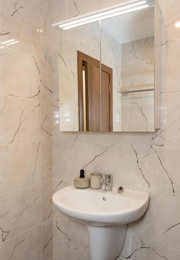 Blue Wave Varna- 2Bd Flat With Parking By Flat Mаnager מראה חיצוני תמונה